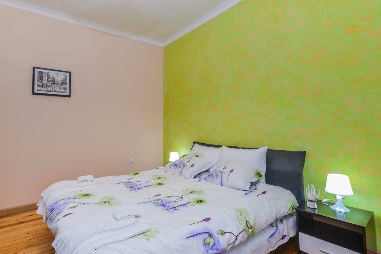Sweet - Spacious Two Bedroom On Dondukov Boulevard Appartement *