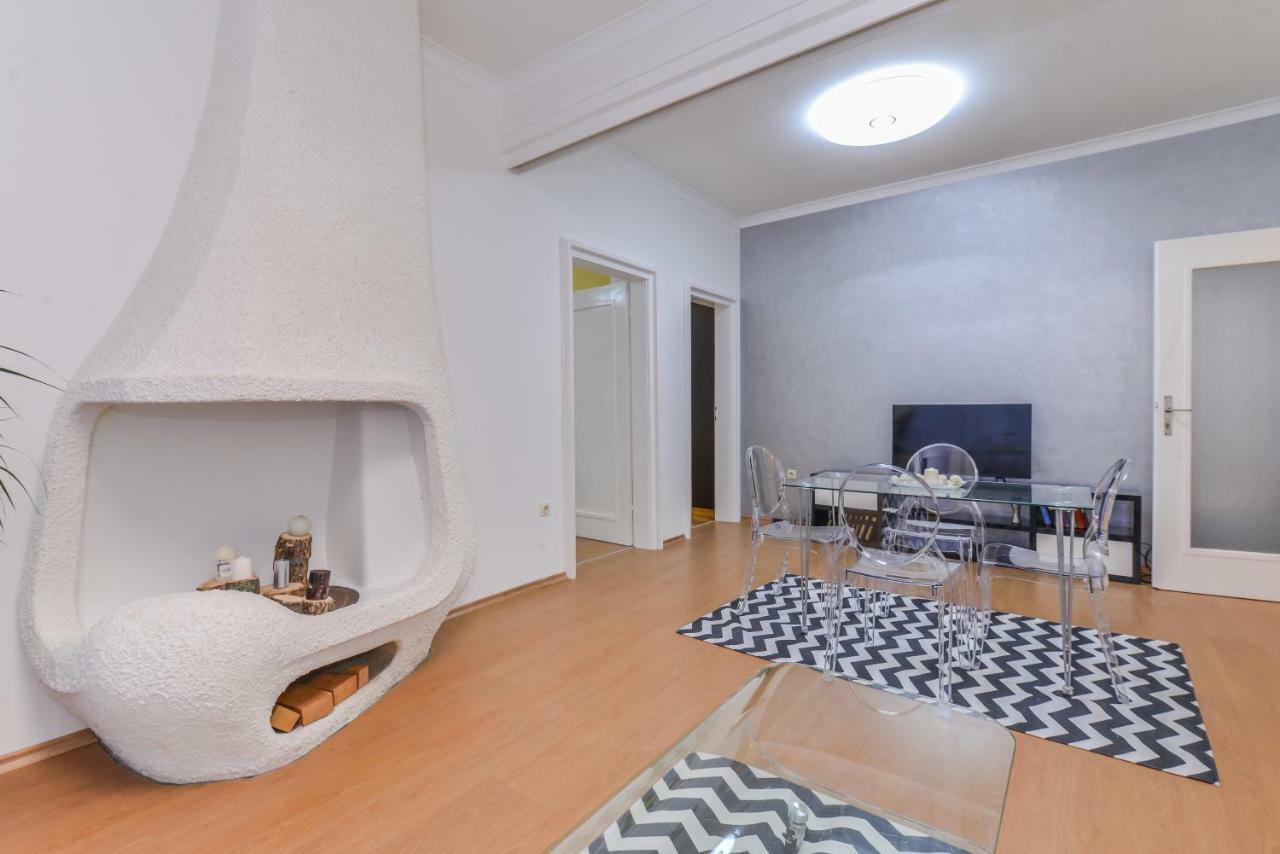 Sweet - Spacious Two Bedroom On Dondukov Boulevard Sofia
