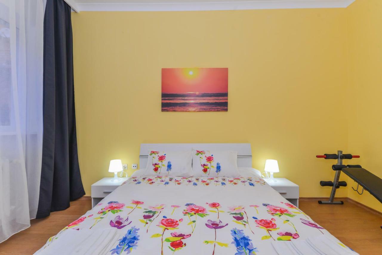Appartement Sweet - Spacious Two Bedroom On Dondukov Boulevard